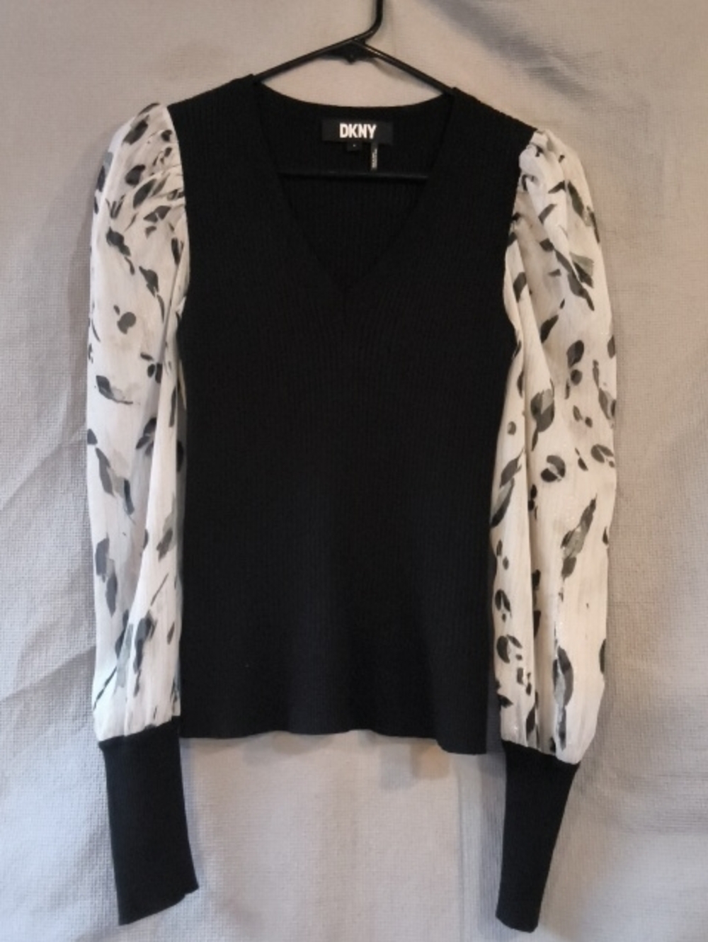 BlackRibbedV-NeckSheerFloralPuffSleevesEleganTChic,ShimmerDKNY S - Picture 3 of 6